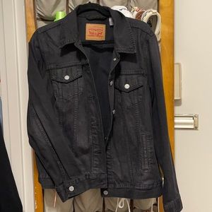 Black denim Levi’s jacket